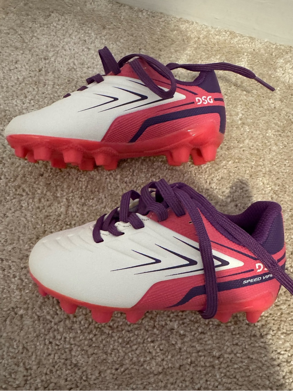 Like New - 8T (3-4 Year Old) White Pink Purple Youth Soccer Cleats
